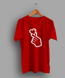 Little Finger Heart Hang Gift Family T Shirt